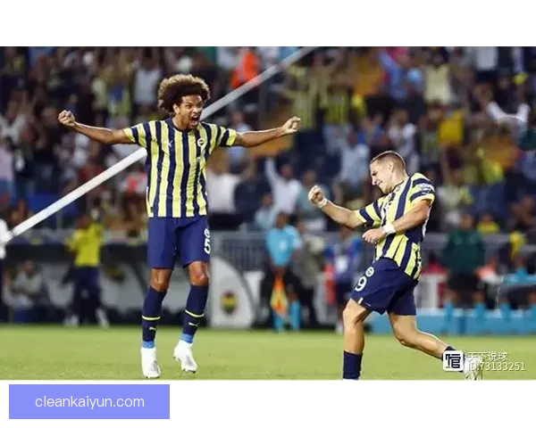 费内巴切边路进攻势头强劲，成功压制对手迎来关键胜利表现亮眼