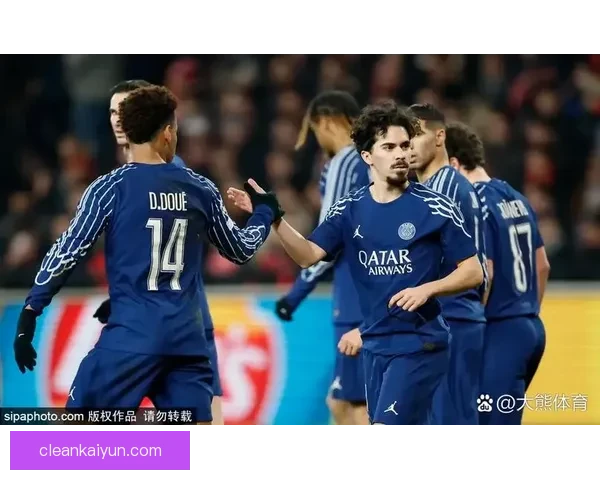 维蒂尼亚展现出持续提升的足球潜力，备受业内关注