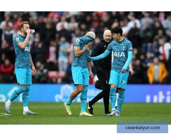 理查利森在巴西国家队中的表现稳健，备受关注。